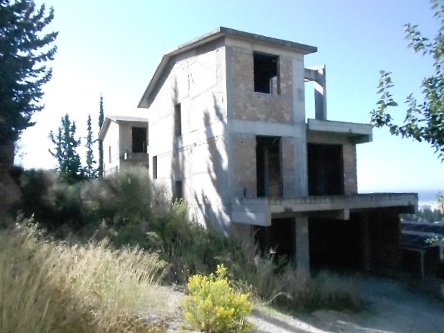 (Προς Πώληση) Κατοικία Μεζονέτα || Ν. Αχαϊας/Πάτρα - 280 τ.μ, 4 Υ/Δ, 110.000€ 