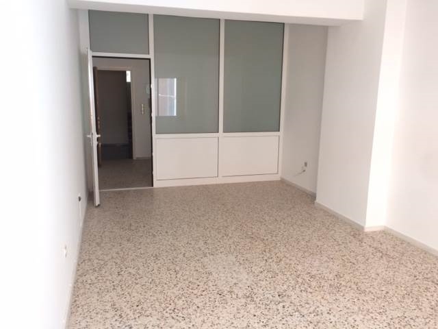 (For Rent) Commercial Office || Achaia/Patra - 40 Sq.m, 150€ 