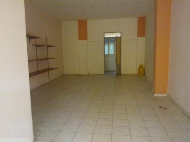 (Προς Πώληση) Επαγγελματικός Χώρος Κατάστημα || Ν. Αχαϊας/Πάτρα - 52 τ.μ, 72.000€ 