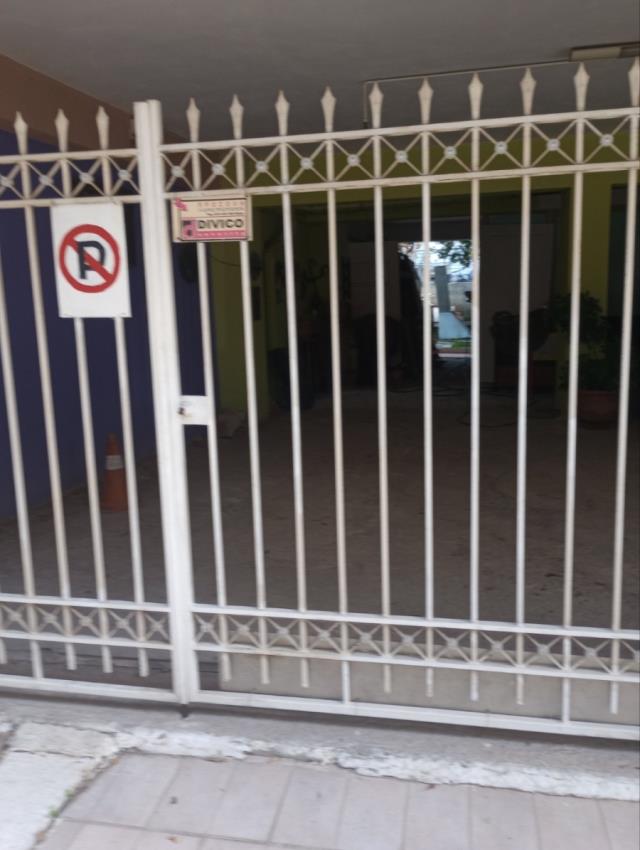 (Προς Ενοικίαση) Λοιπά Ακίνητα Χώρος Στάθμευσης πυλωτής || Ν. Αχαϊας/Πάτρα - 30 τ.μ, 70€ 