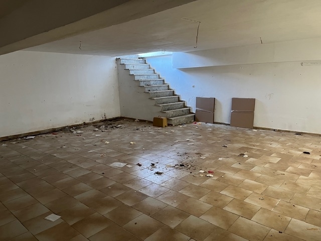 (Προς Ενοικίαση) Επαγγελματικός Χώρος Αποθήκη || Ν. Αχαϊας/Πάτρα - 85 τ.μ, 180€ 