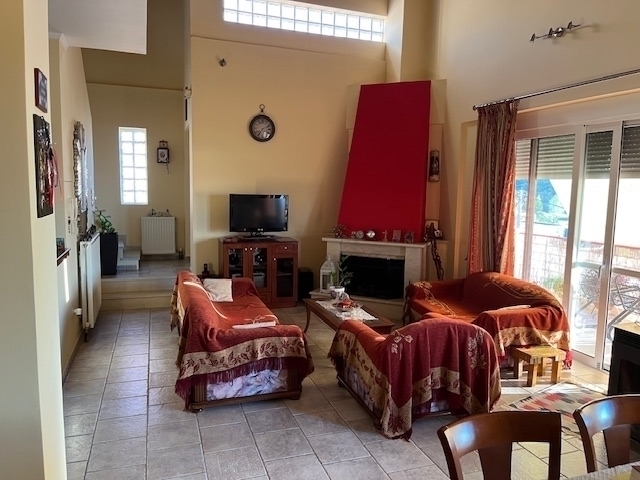 (Προς Πώληση) Κατοικία Μονοκατοικία || Ν. Αχαϊας/Ρίο - 215 τ.μ, 4 Υ/Δ, 290.000€ 