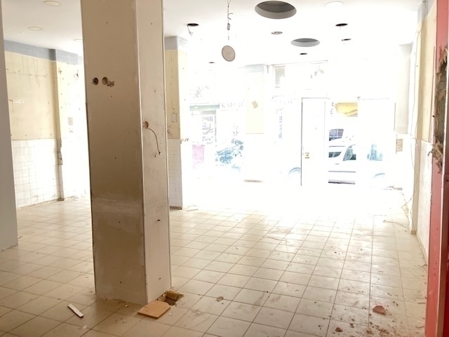 (Προς Ενοικίαση) Επαγγελματικός Χώρος Κατάστημα || Ν. Αχαϊας/Πάτρα - 70 τ.μ, 380€ 