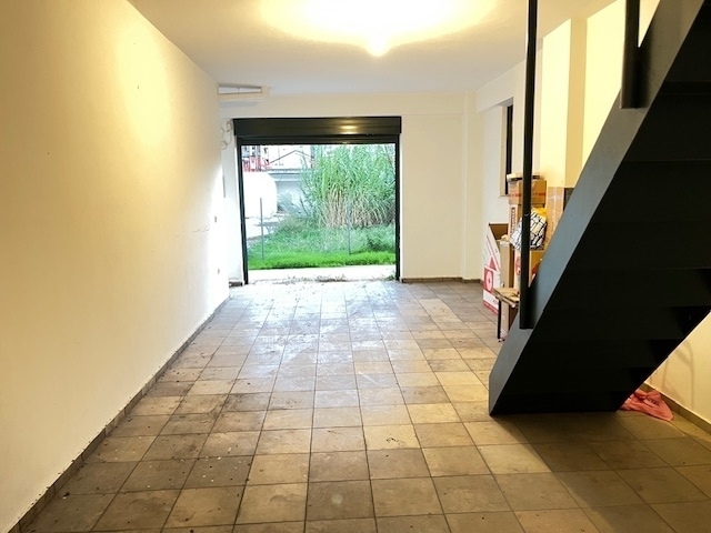 (Προς Ενοικίαση) Λοιπά Ακίνητα Χώρος Στάθμευσης κλειστός || Ν. Αχαϊας/Πάτρα - 42 τ.μ, 200€ 