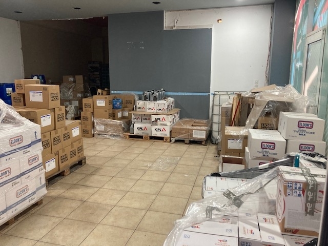 (Προς Πώληση) Επαγγελματικός Χώρος Κατάστημα || Ν. Αχαϊας/Πάτρα - 115 τ.μ, 120.000€ 