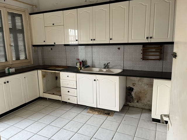 (For Sale) Residential Apartment || Achaia/Patra - 111 Sq.m, 3 Bedrooms, 84.000€ 